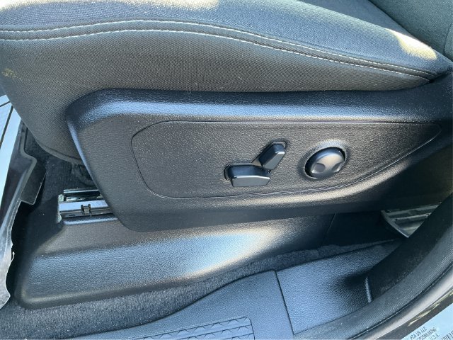 Used 2025 RAM 1500 Big Horn AWD/4WD image 29