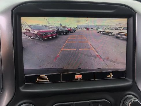 Used 2020 Chevrolet Silverado 1500 LT Trail Boss image 40