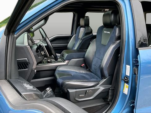 Used 2019 Ford F150 Raptor w/ Equipment Group 802A Luxury AWD/4WD image 7