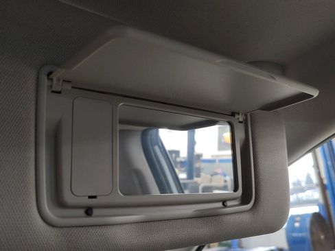 Used 2023 Honda HR-V LX image 5