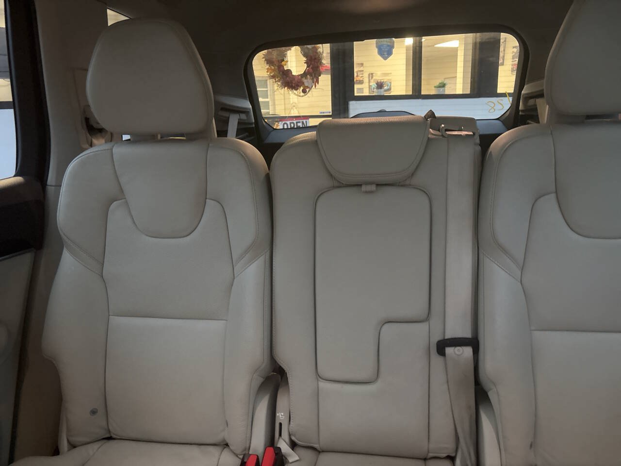 Used 2019 Volvo XC90 T6 Momentum w/ Advanced Package AWD/4WD image 23