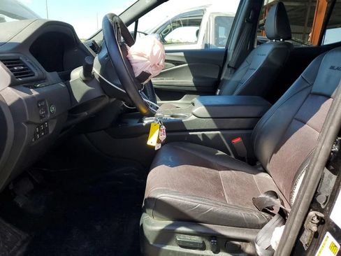 Used 2025 Honda Ridgeline Black Edition image 7
