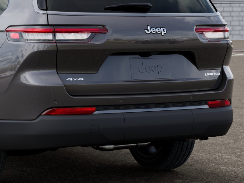 New 2026 Jeep Grand Cherokee L Limited w/ Limited Altitude Package AWD/4WD image 13