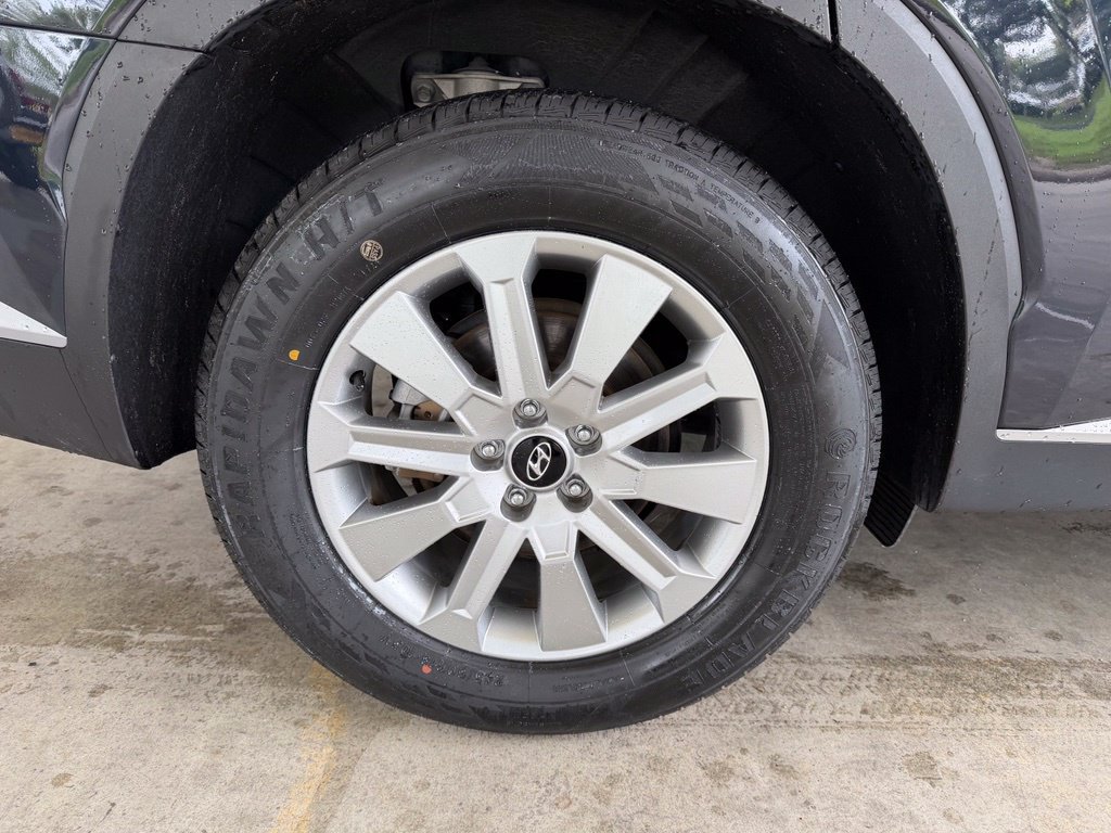 Used 2024 Hyundai Palisade SEL FWD image 17