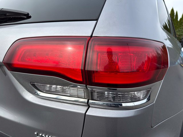 Used 2020 Jeep Grand Cherokee Limited w/ Luxury Group II AWD/4WD image 14