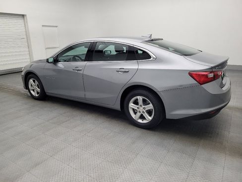 Used 2024 Chevrolet Malibu LT image 3