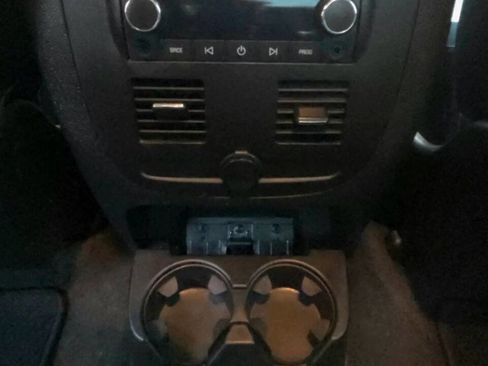 Used 2011 Chevrolet Avalanche LT w/ Luxury Package image 23