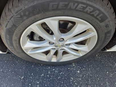 Used 2017 Chevrolet Malibu LT
