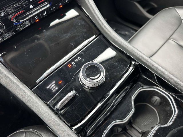 Used 2023 Jeep Grand Cherokee Limited AWD/4WD image 39