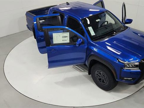 Certified 2025 Nissan Frontier PRO-4X image 14