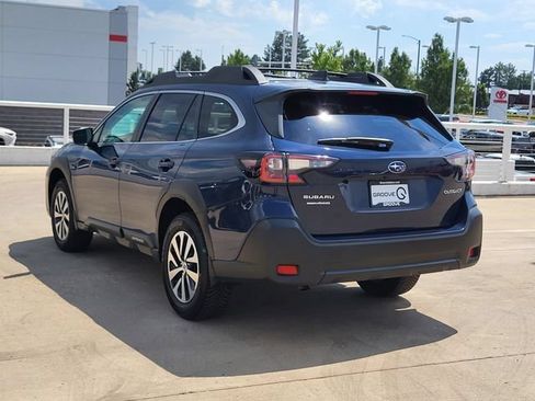 Used 2024 Subaru Outback Premium AWD/4WD image 7