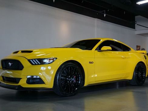Used 2015 Ford Mustang GT Premium w/ GT Performance Package RWD image 3