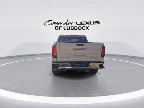 Used 2022 GMC Sierra 1500 SLT w/ SLT Convenience Package image 8
