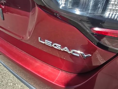 Used 2020 Subaru Legacy Premium AWD/4WD image 11