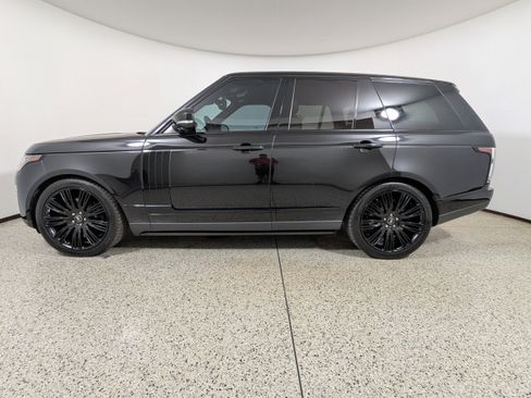 Used 2021 Land Rover Range Rover P525 Westminster Edition image 4