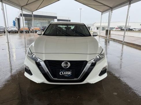 Used 2019 Nissan Altima 2.5 S FWD image 9