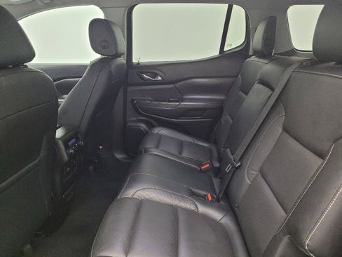 Used 2017 GMC Acadia SLT FWD image 18