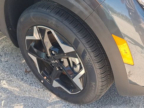 New 2026 Kia Seltos S AWD/4WD image 4