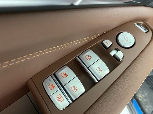 New 2026 BMW X7 xDrive40i image 7