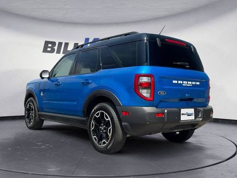 Certified 2025 Ford Bronco Sport Outer Banks w/ Outer Banks Tech Package+ AWD/4WD image 3