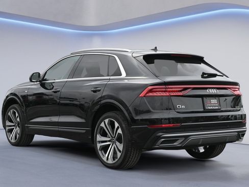 Used 2022 Audi Q8 Premium Plus image 3