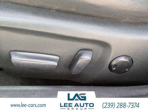 Used 2012 Toyota Camry SE image 16