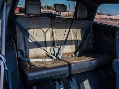 Used 2020 Ford Expedition King Ranch image 24