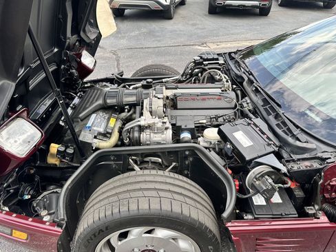 Used 1993 Chevrolet Corvette Coupe RWD image 21