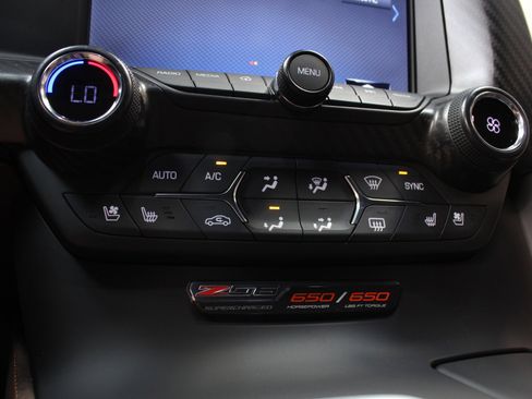 Used 2016 Chevrolet Corvette Z06 w/ 3LZ Preferred Equipment Group image 70