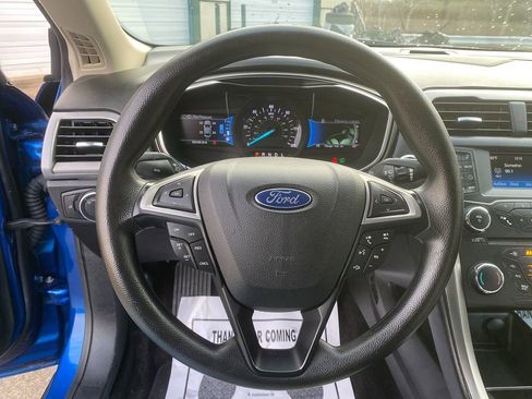 Used 2017 Ford Fusion S image 15