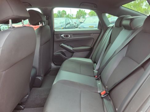 Used 2023 Honda Civic Sport image 11