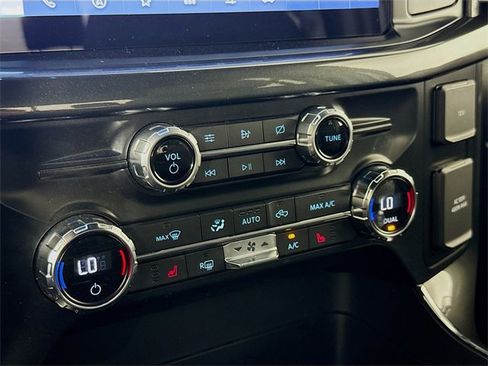 Used 2021 Ford F150 XLT w/ Equipment Group 302A High image 17