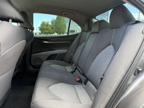 Used 2022 Toyota Camry LE image 17