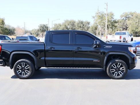 Used 2021 GMC Sierra 1500 AT4 w/ AT4 Premium Package image 9