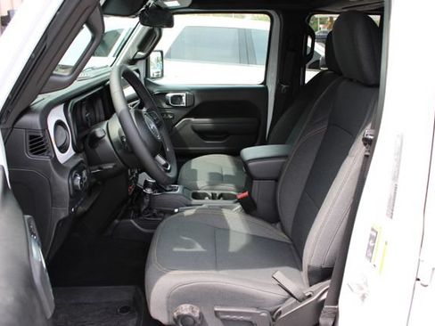 Used 2025 Jeep Wrangler Unlimited Sport S 4xe AWD/4WD image 13