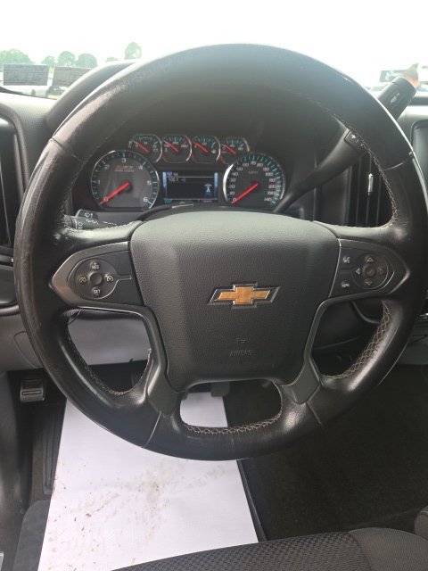 Used 2017 Chevrolet Silverado 1500 LT w/ Redline Edition AWD/4WD image 16