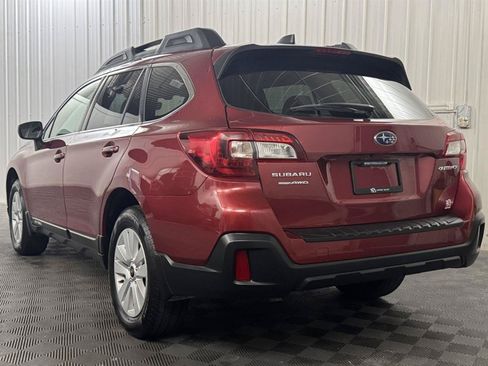 Used 2018 Subaru Outback 2.5i Premium AWD/4WD image 3