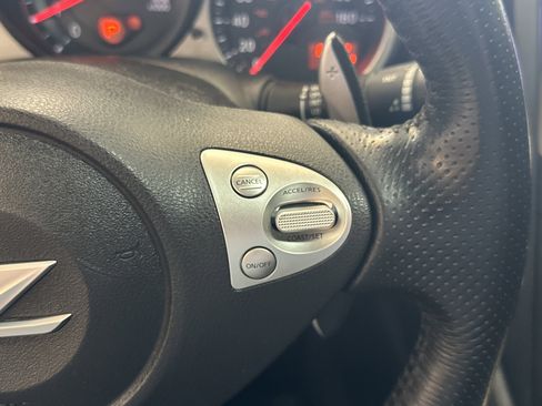 Used 2018 Nissan 370Z w/ Sport Package image 25