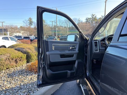 Used 2018 RAM 1500 Big Horn image 11