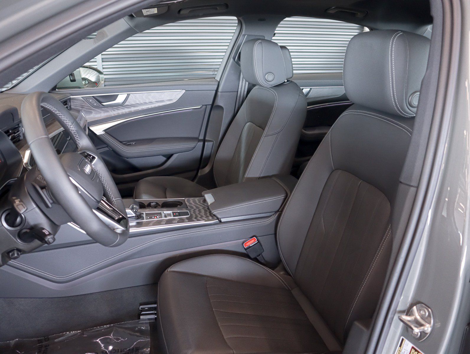Certified 2025 Audi A6 Premium Plus w/ Premium Plus Package AWD/4WD image 5