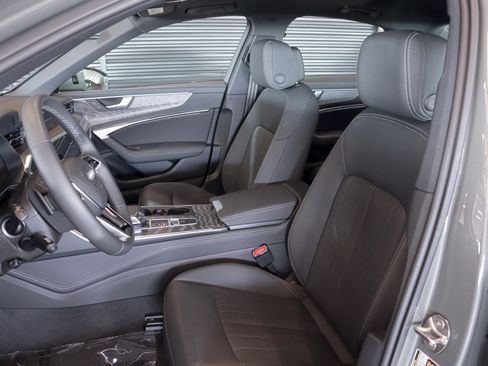Certified 2025 Audi A6 Premium Plus w/ Premium Plus Package AWD/4WD image 5
