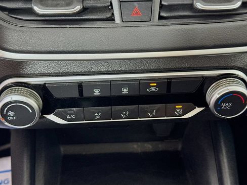 Used 2020 Nissan Altima 2.5 S FWD image 18