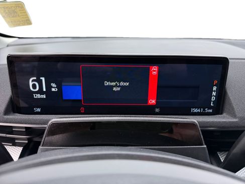 Used 2023 Ford Mustang Mach-E Select image 11