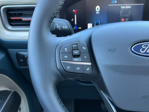 Used 2026 Ford Maverick Lariat w/ 4K Tow Package AWD/4WD image 21