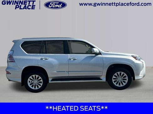 Used 2015 Lexus GX 460 w/ Premium Package image 4