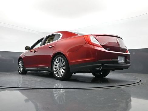Used 2013 Lincoln MKS FWD image 37