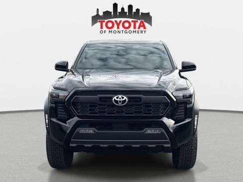 Used 2025 Toyota Tacoma TRD Off-Road image 8