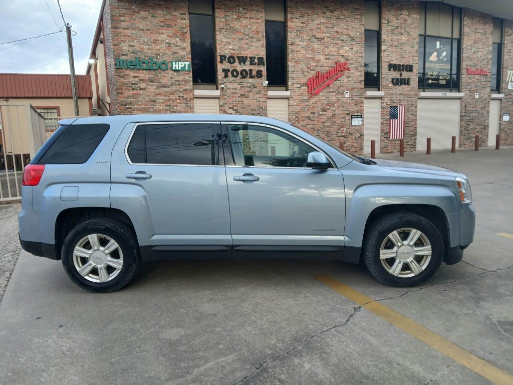 Used 2015 GMC Terrain SLE FWD image 4