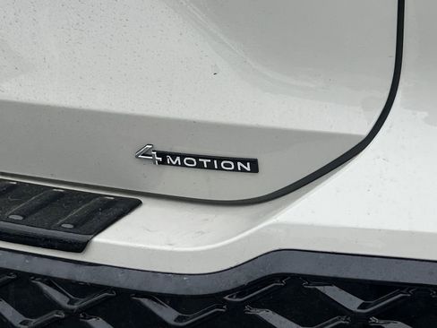 New 2026 Volkswagen Tiguan SE R-Line image 6