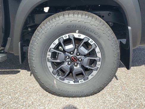 New 2026 Nissan Frontier PRO-4X w/ Pro-4x Convenience Package image 7